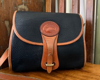 Vintage Dooney & Bourke Essex Crossbody Black All Weather Leather USA 1990s