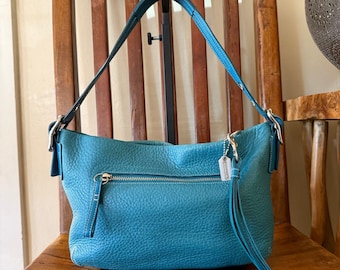 Bolso hobo vintage Coach Soho: bolso de hombro de piel granulada color verde azulado estilo Y2K
