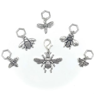 BEVY of BEES - Set of 6 Knitting Stitch Markers - 5 x 10 mm silver hexi-rings + 1 x Progress Keeper