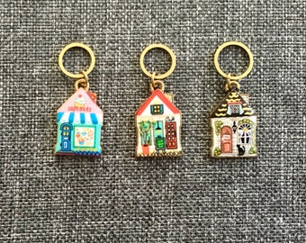 AROUND TOWN Enamel Trio - Set of 3 Knitting Stitch Markers - 10 mm gold rings