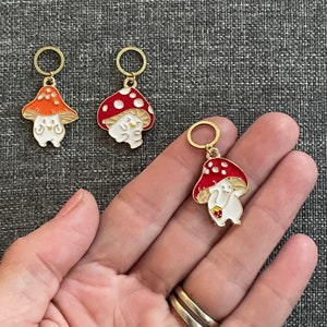 MUSHIES Enamel Trio Set of 3 Knitting Stitch Markers 10 mm gold rings image 2