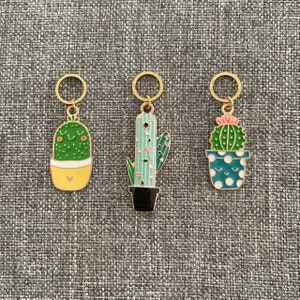 POTTED and PRICKLY Enamel Trio - Set of 3 Knitting Stitch Markers - 10 mm gold rings