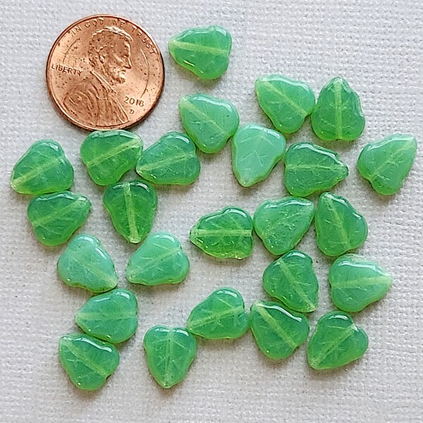 25 Czech Opaque Opaline Green Veined Leaf Glass Beads