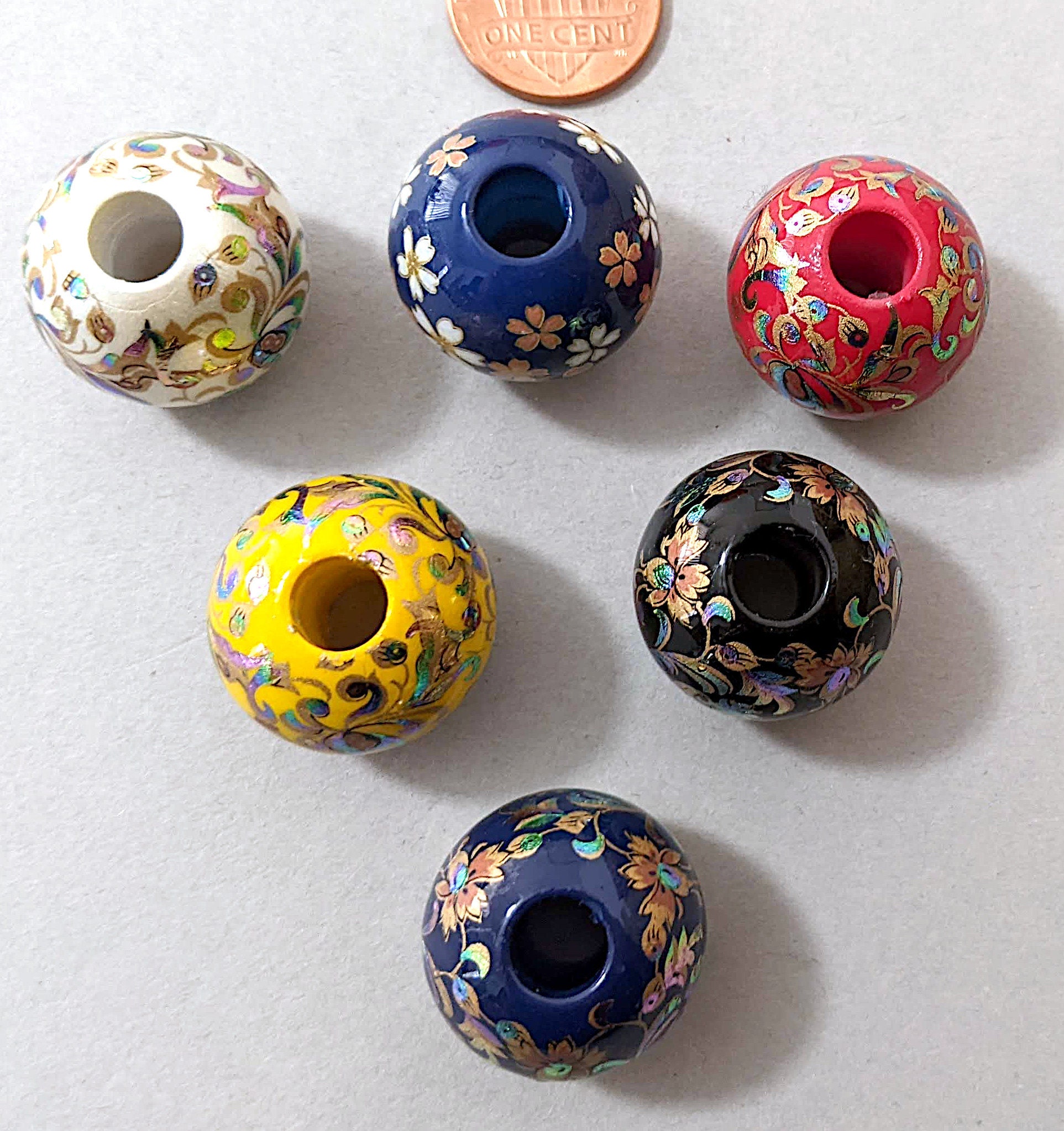 1 Japanese Large Hole 20x22mm Round Shape Acrylic Tensha
