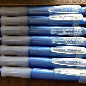 SEVEN Blue Japan .9mm staedtler remedy jr. mechanical pencils Arthritis Eraser