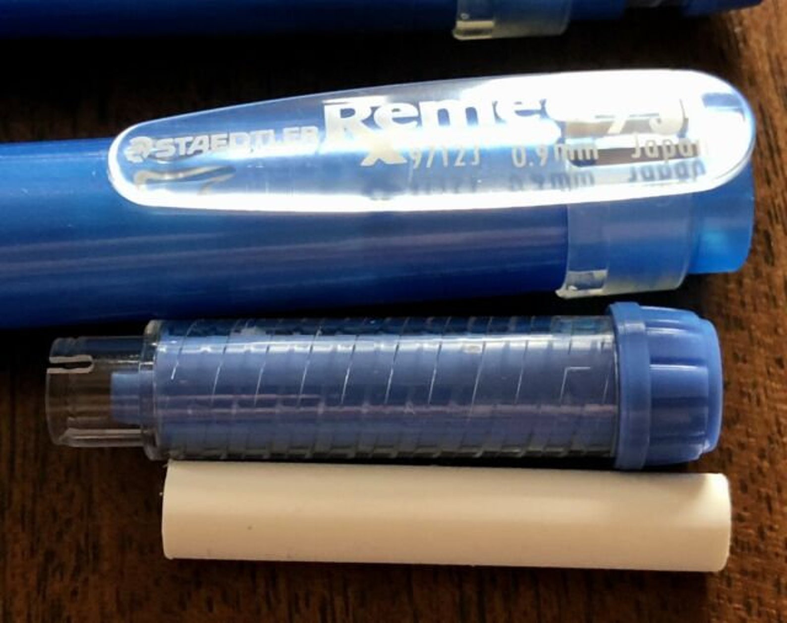 SEVEN Blue Japan .9mm Staedtler Remedy Jr. Mechanical Pencils Arthritis