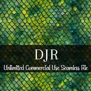 Peut inclure: Un fichier numérique sans couture avec un motif d'écailles de reptile dans des tons de vert et de bleu. Le design comprend le texte "DJR" et "Unlimited Commercial Use Seamless File" en lettres blanches sur une bannière noire.