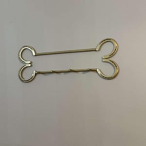 Dog bone leash hanger