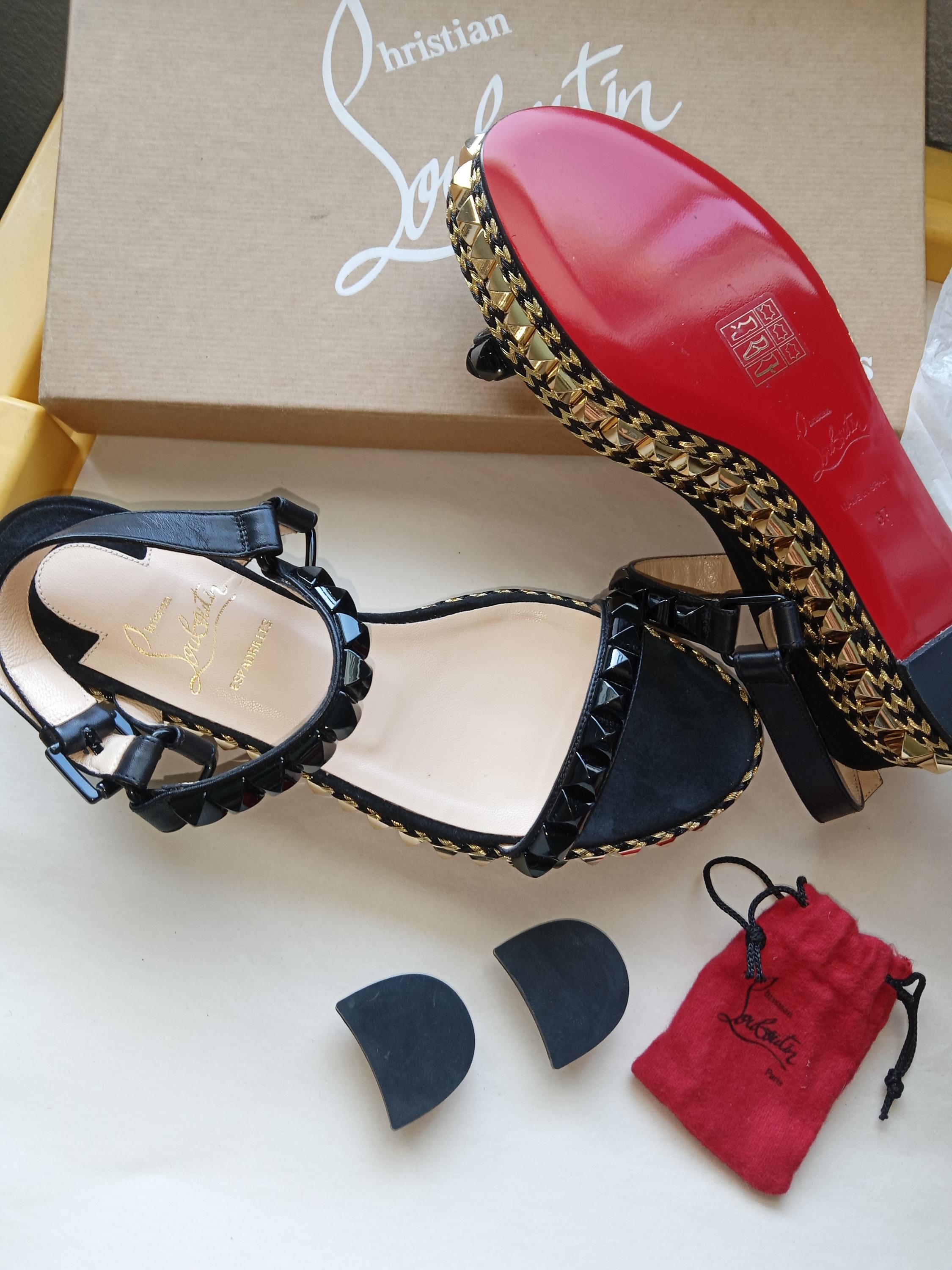Christian Louboutin カタコニコ パール サンダル　37 Christian Louboutin Cataclou Sandals 37 | Black Studded Espadrille