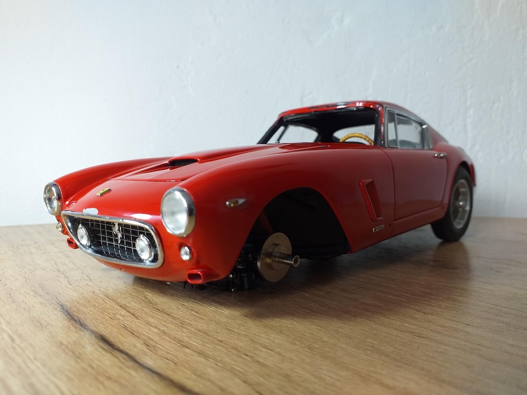 1/18 CMC Ferrari 250 GT Berlinetta Passo Corto SWB Competizione
