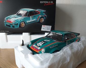 Schuco 1/18 Porsche 934 RSR #9 Vaillant Kremer (450033600)