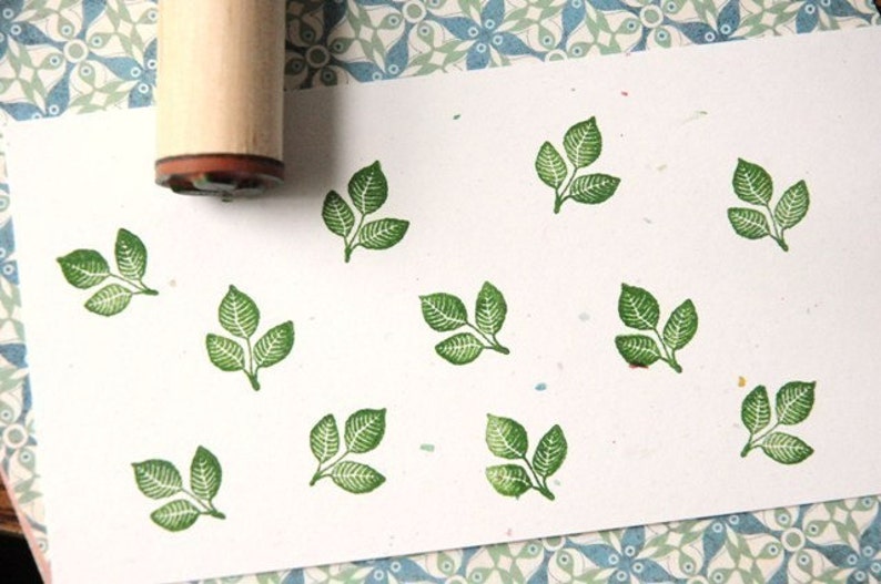 Triple Leaves Solid Rubber Stamp image 1