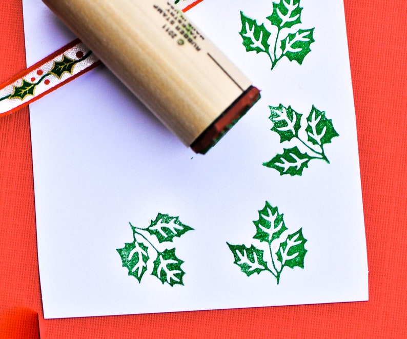 Jumbo Holly Leaf Rubber Stamp image 1