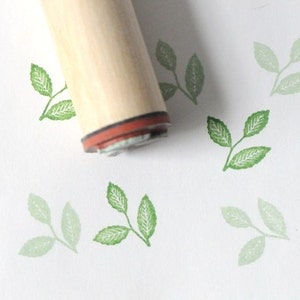 Three Veined Leaves Rubber Stamp