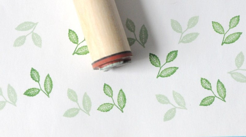 Three Veined Leaves Rubber Stamp image 1