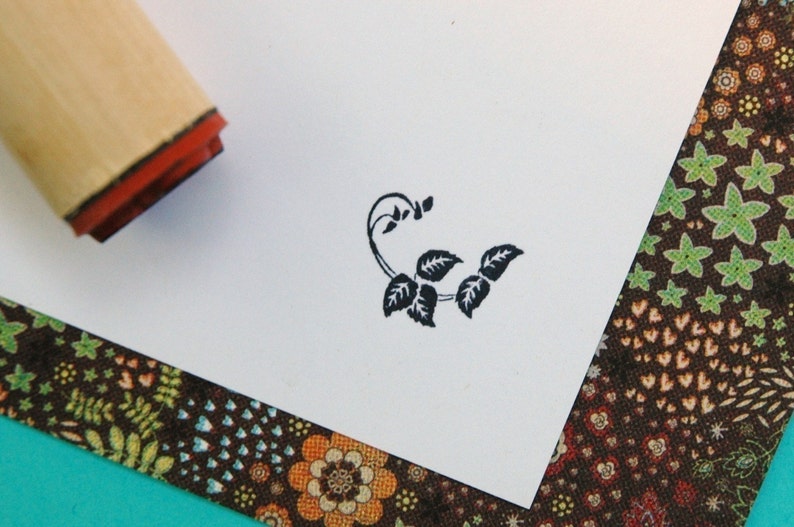 Delicate Vine Stamp