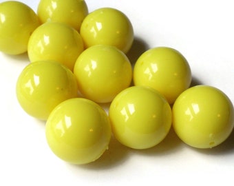 10 20mm Smooth Round Yellow Beads Vintage Plastic Beads Jewelry Making Beading Supplies Acrylic Beads Lightweight Sturdy Beads