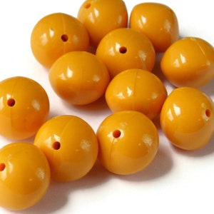 12 14mm Harvest Gold Yellow Puffed Saucer Beads Vintage Plastic Beads Uncirculated Beads New Old Stock Beads Jewelry Making Beading Supplies
