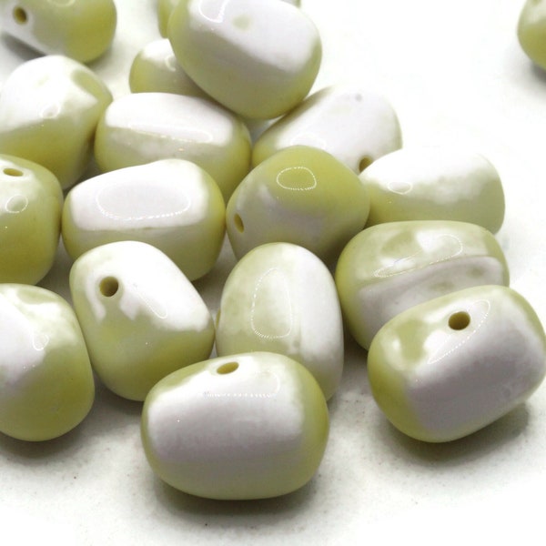 20 18mm Yellow and White Nugget Beads Plastic Beads Jewelry Making Beading Supplies Loose Beads Smileyboy