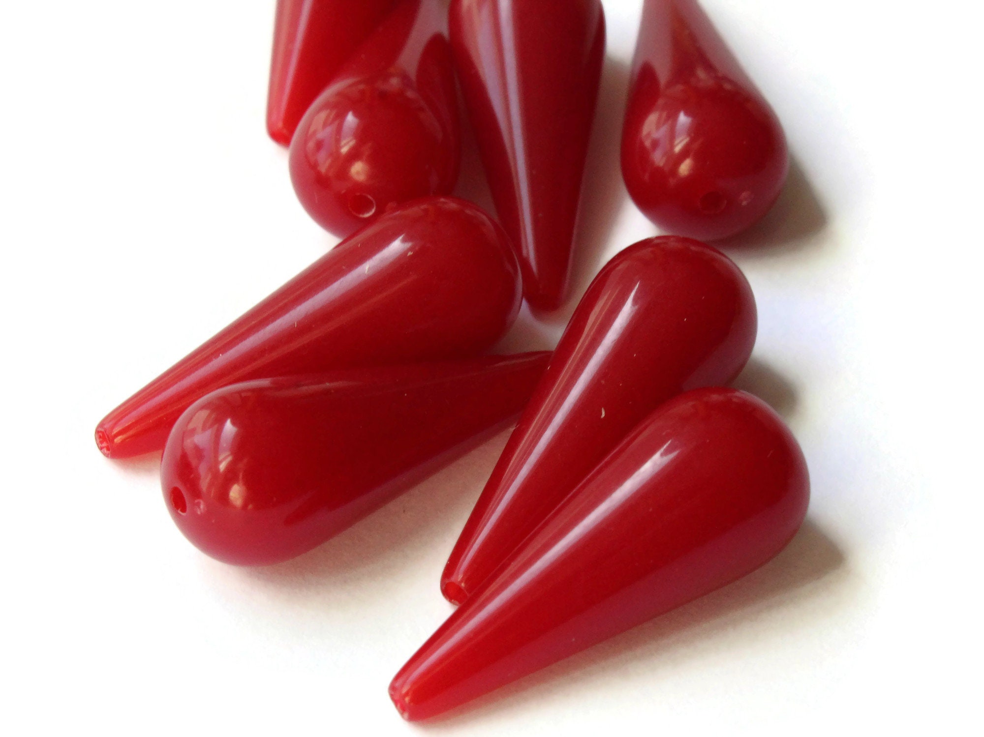10 29mm Red Teardrop Beads Vintage Plastic Beads Decorative Etsy