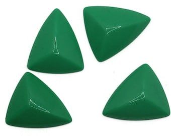 4 31mm Green Triangle Cabochons Vintage Lucite Plastic Cabochon Mosaic Supplies Jewelry Making Smileyboy