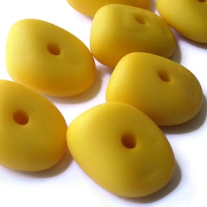 8 24mm Yellow Nugget Beads Vintage Lucite Beads New Old Stock Beads Jewelry Making Beading Supplies Loose Beads Smileyboy