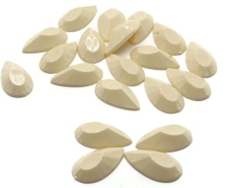 20 20mm Faceted Teardrop Cabochons Off-White Cabochons Vintage West Germany Plastic Cabochons Jewelry Making Beading Supplies