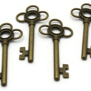 4 63mm Antique Bronze Three Loop Key Charms  Metal Skeleton Keys Pendants Beads Jewelry Making Beading Supplies