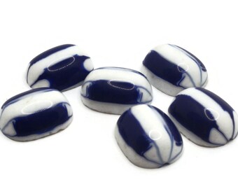 6 20mm Blue and White Striped Oval Cabochons Vintage Lucite Plastic Cabochons Mosaic Supplies Jewelry Making