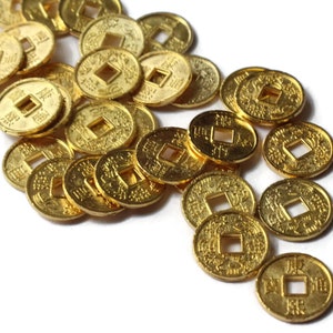 30 perline di monete cinesi d'oro da 10 mm, perline di monete replica in miniatura piatte e rotonde, per la creazione di gioielli, piccole monete antiche con Kangxi