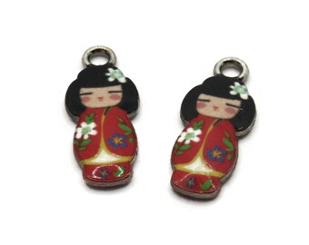 2 20mm Alloy Metal Red Kimono Girl Pendants Silver Tone Jewelry Making Beading Supplies