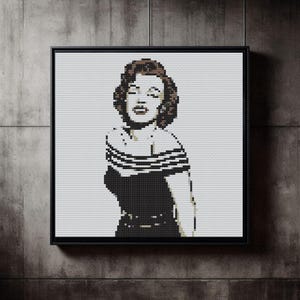 Elegant Marilyn Monroe Portrait Cross Stitch - A Stunning Black and White Embroidery Pattern for Vintage Lovers and Classic Decor,Small