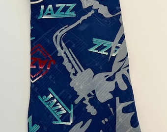 Are you a jazz lover? Check out this necktie