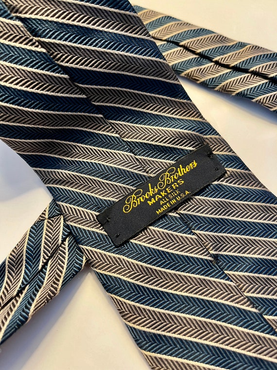Classic Vintage Brooks Brothers Stripe Necktie
