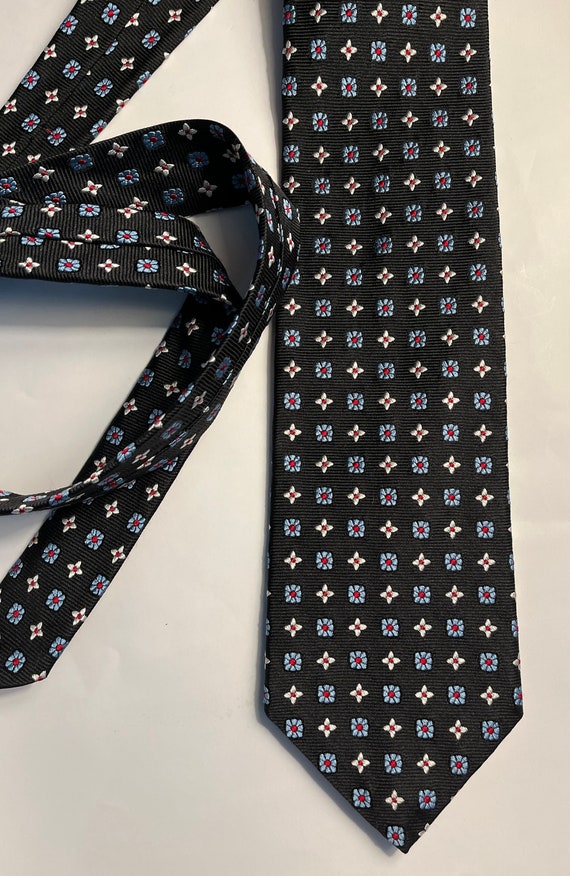 Delightful Brooks Brothers necktie - all silk