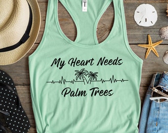 Palm Tree Beach Workout Tank Top for Women, Beach Tropical Palm Tree Tank Top, Racerbak Slim Fit Ladies Tank Top