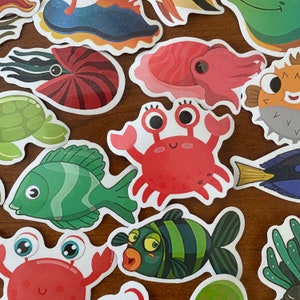Sea Creatures Ocean Animal Fish Cartoon Stickers for Kids, Set of 25 or 50 Waterproof Vinyl Sea Life Decals Water Bottles Notebooks Craft