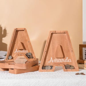 Hucha infantil de madera personalizada con letra, hucha con nombre personalizado, alcancía con letra imagen 11