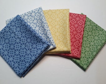 Fat Quarter Bundle ~ COTTAGE ROMANCE Maywood Studio  Coordinated Bundle Lacey Medallions Blue Green Yellow Red ~ 5 Pieces ~ 1.25 Yards Total