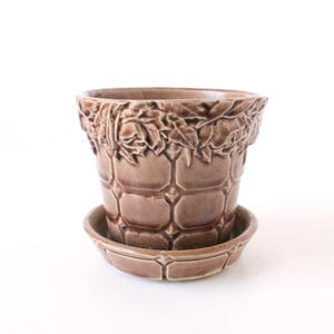 Vintage Brown McCoy Planter, Brown Quilted Pattern, Leaves, McCoy Pottery, Vintage Ceramic Planter, Vintage Home Decor, Collectible Pottery
