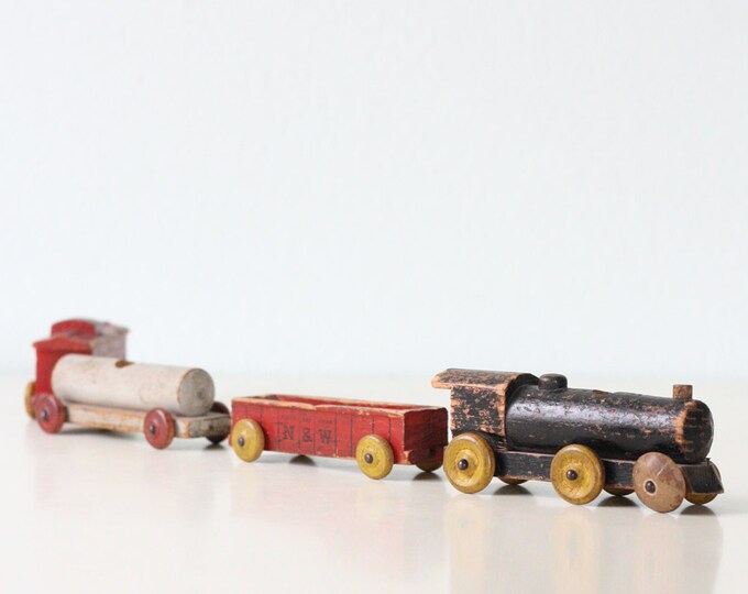 Vintage Toy Train - Strombecker Wooden Train, Set of 4 Cars - Etsy