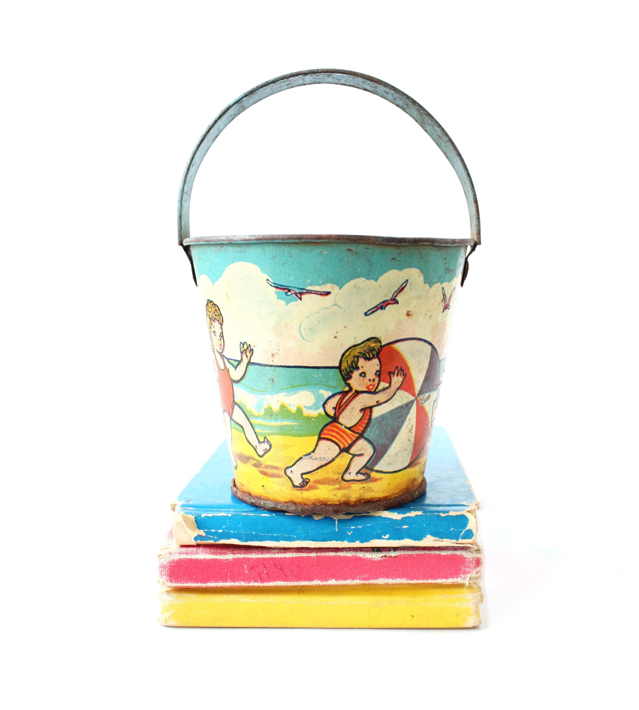 ブリキ缶　1950年代　インドのキャンディ缶　森の美女のリトグラフ ヴィンテージキャンディ缶 - Etsy 日本