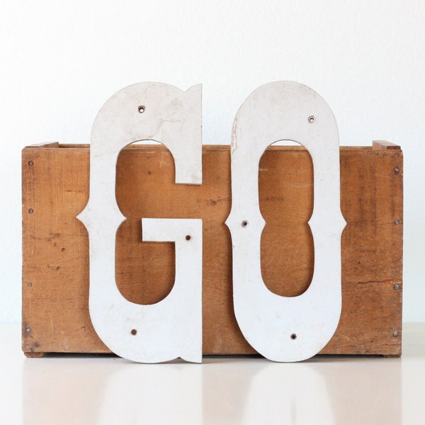 Vintage GO Sign Letters