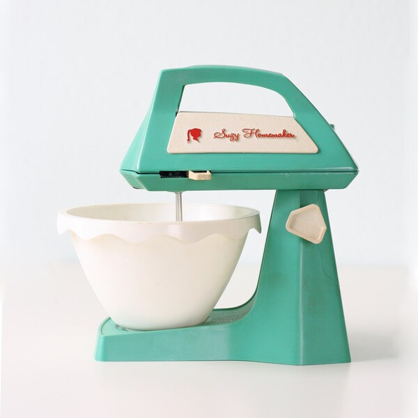 Vintage Suzy Homemaker Toy Mixer