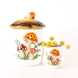 Vintage Merry Mushroom Cookie Jar, Sears, Mushroom Canister Set, Retro Mushrooms, Retro Kitchen, Ceramic Mushroom Jar, Vintage Home Decor
