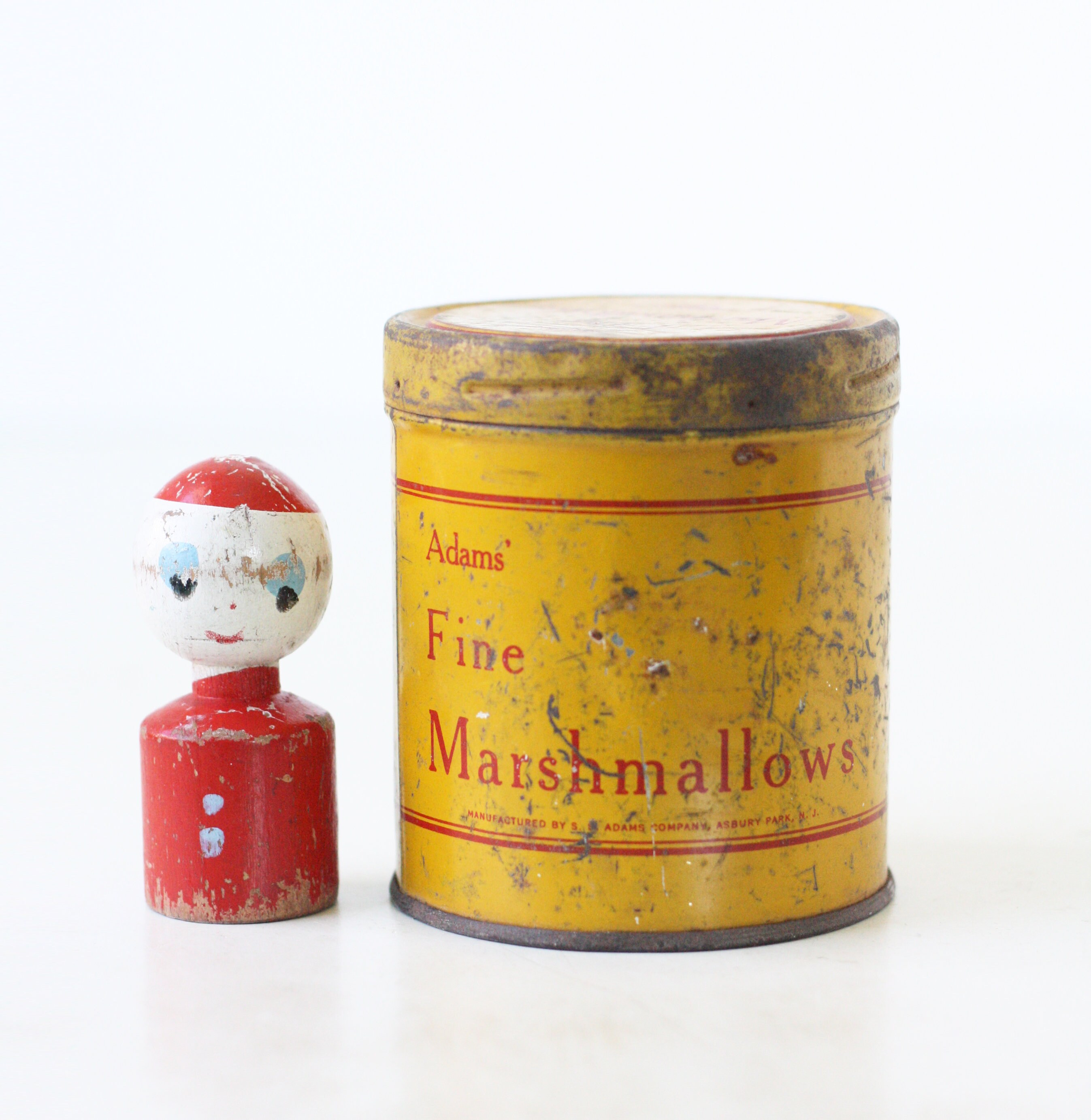 Campfire Marshmallow Tin for sale Only 4 left at 65