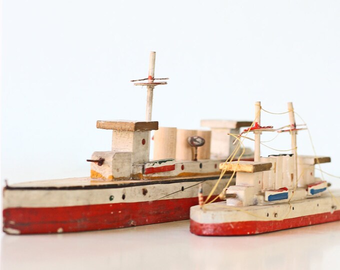 Vintage Toy Ships Set of 2 Wooden US Navy Battleship Toys - Etsy