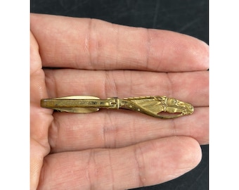 Pinza para corbata vintage HICKOK USA con cabeza de caballo, tono latón dorado, estilo hipódromo.