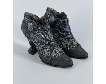 NOSTALGIA Shoe Heels Pair Western Cow Girl Tassels Popular Imports