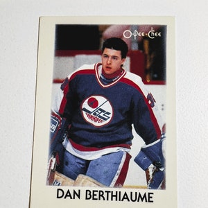 Carte de meneur de hockey Mini O-Pee-Chee 1987 n° 3 Dan Berthiaume